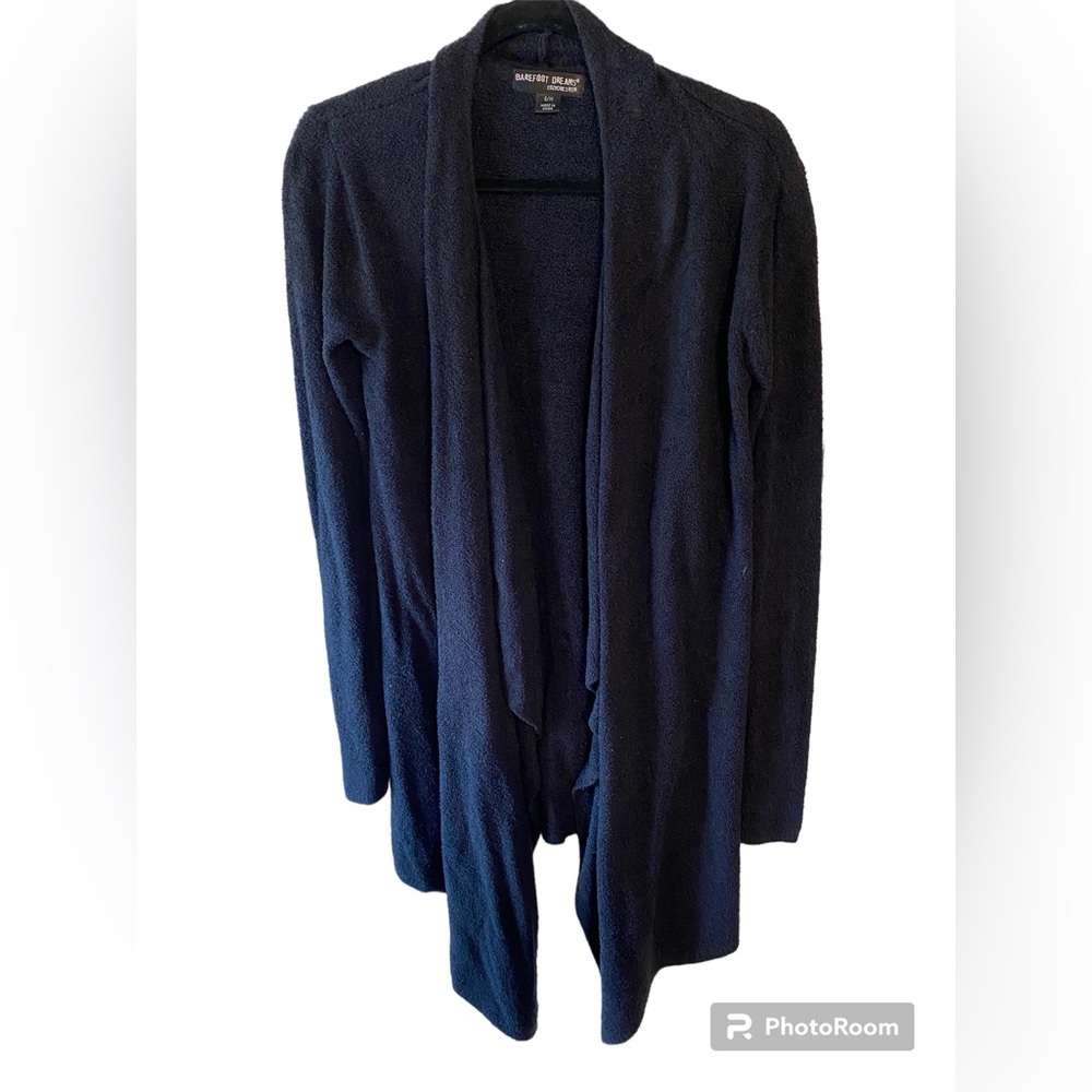 Barefoot Dreams Cozy Chic Wrap in black. Size small/medium